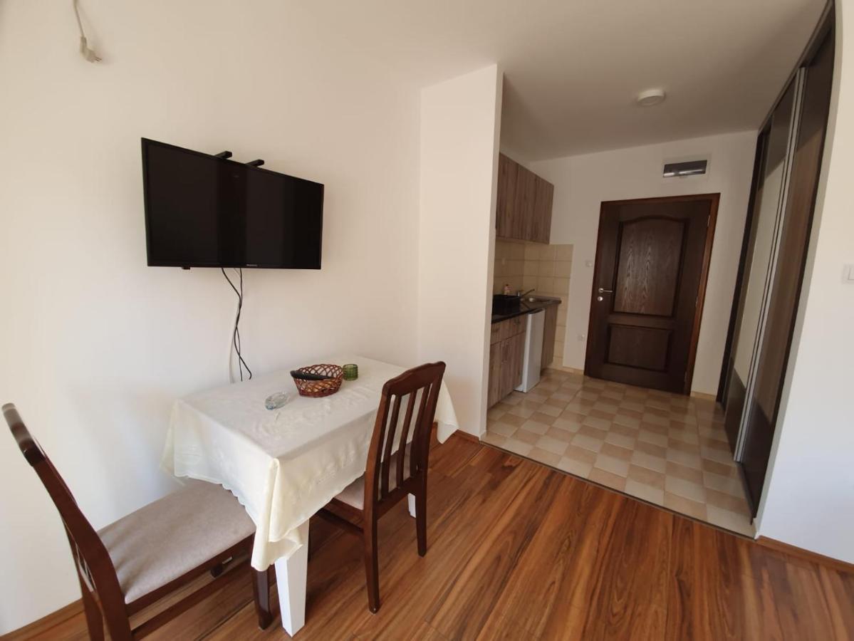 Teodora Апартаменти Petrovac