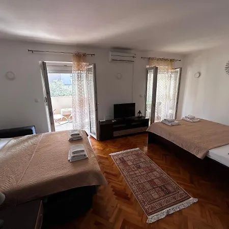 Apartments Teodora Petrovac Exterior photo